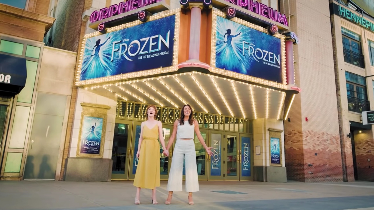 WI - Caroline Innerbichler - Caroline Bowman - 10/21 - Frozen International Return 'Let It Go' Performance